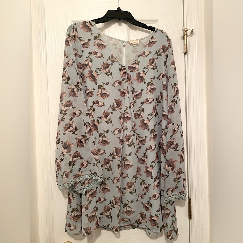 Woman’s Blouse